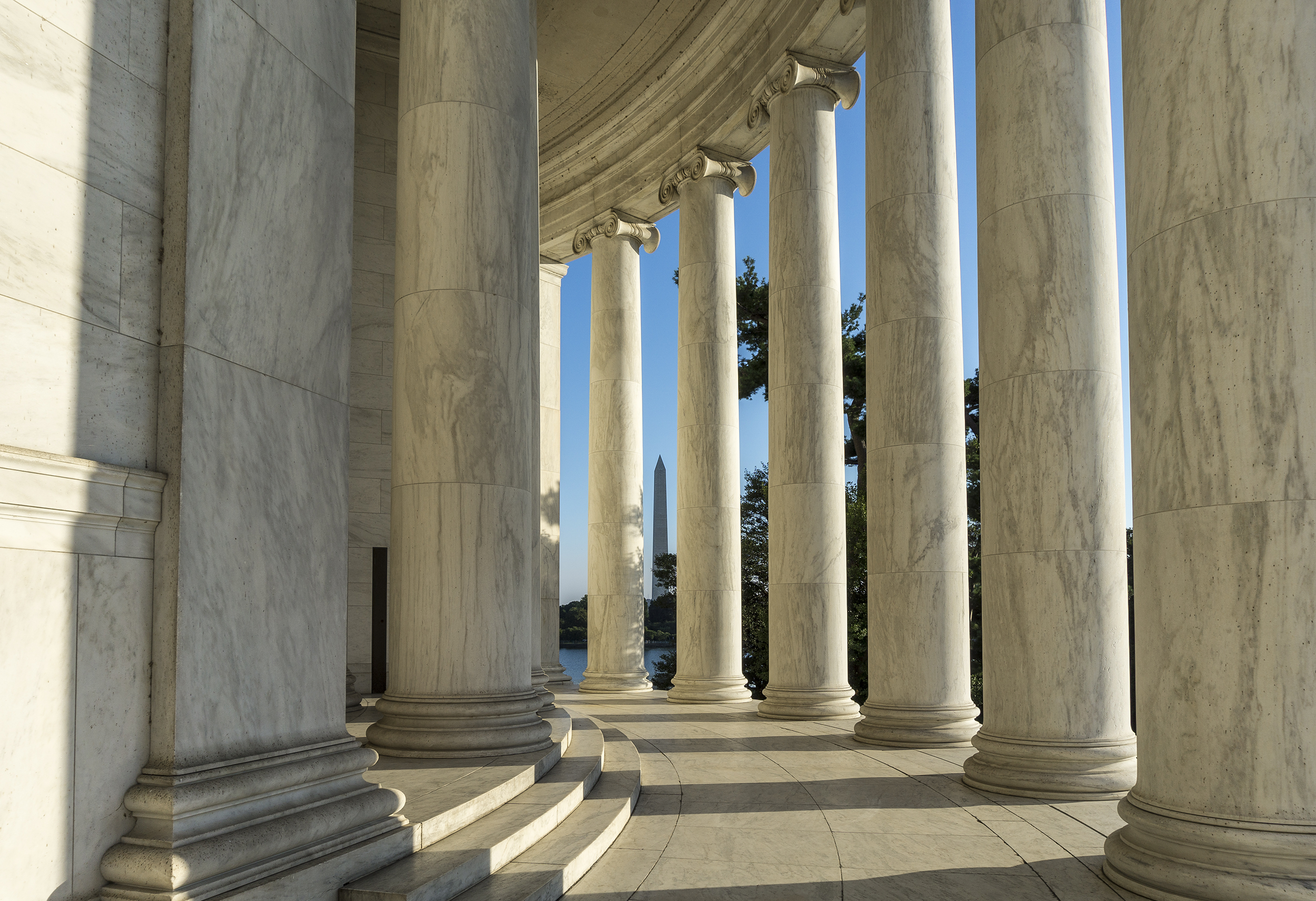 Consult with a DC Lawyer Monument Legal Columns